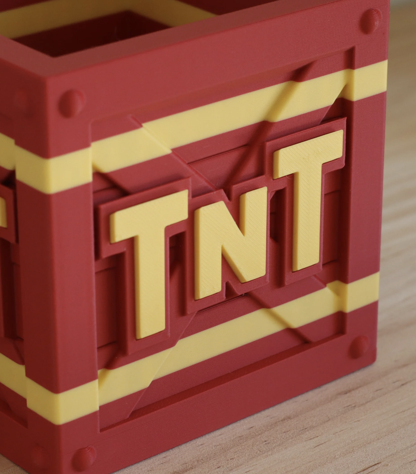 Deqors TNT — Caixa Retro TNT