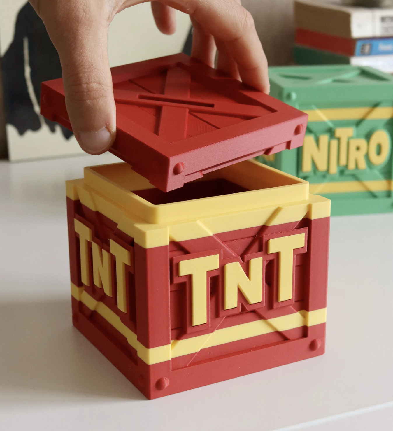 Detalhe letras TNT